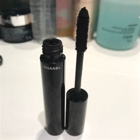 masque yeux chanel|mascara Chanel volume.